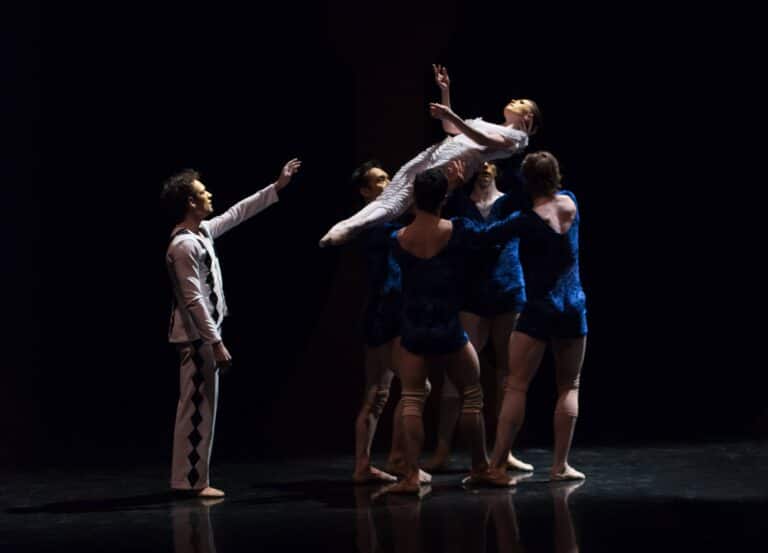 Image of Bouffonia performance