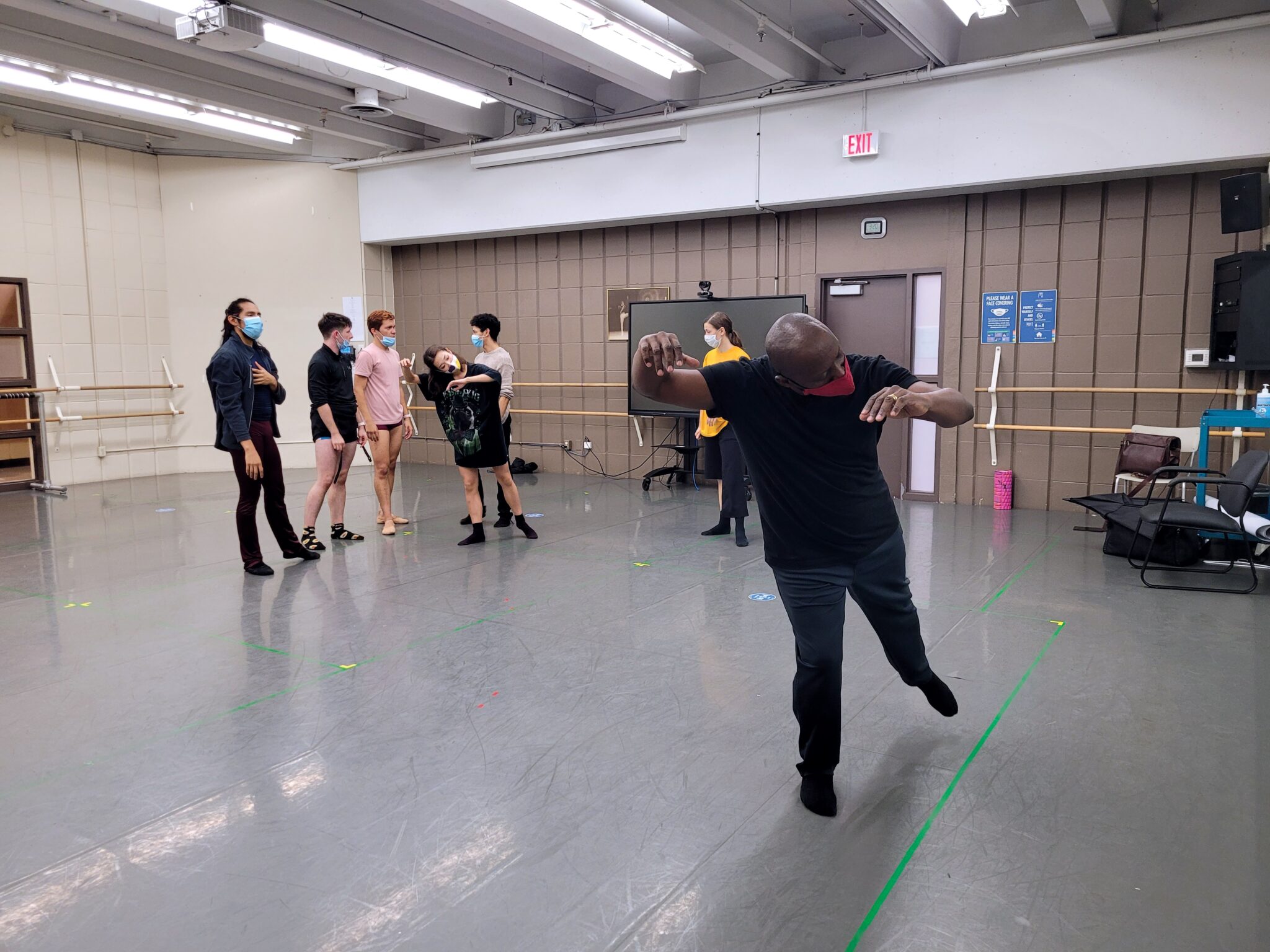 Dream Talker: Jose Angel Carret Ballet Jörgen in the studios choreography